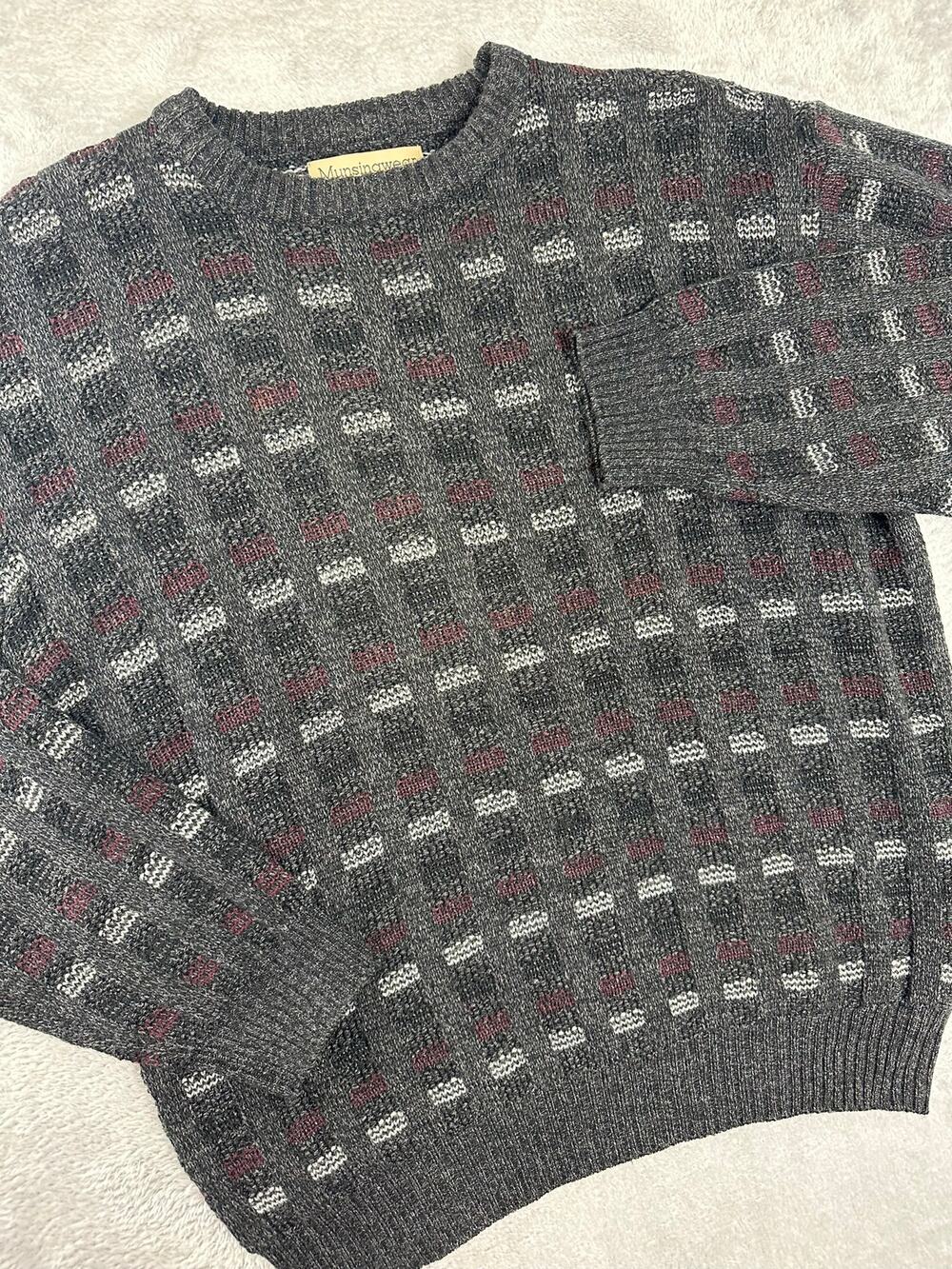 Vintage 90s Munsingwear Crewneck Knit Sweater Mens L Gray Red Grandpa Retro